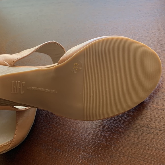 INC INTERNATIONAL CONCEPT shoes in tan color Size 6M - Picture 7 of 9